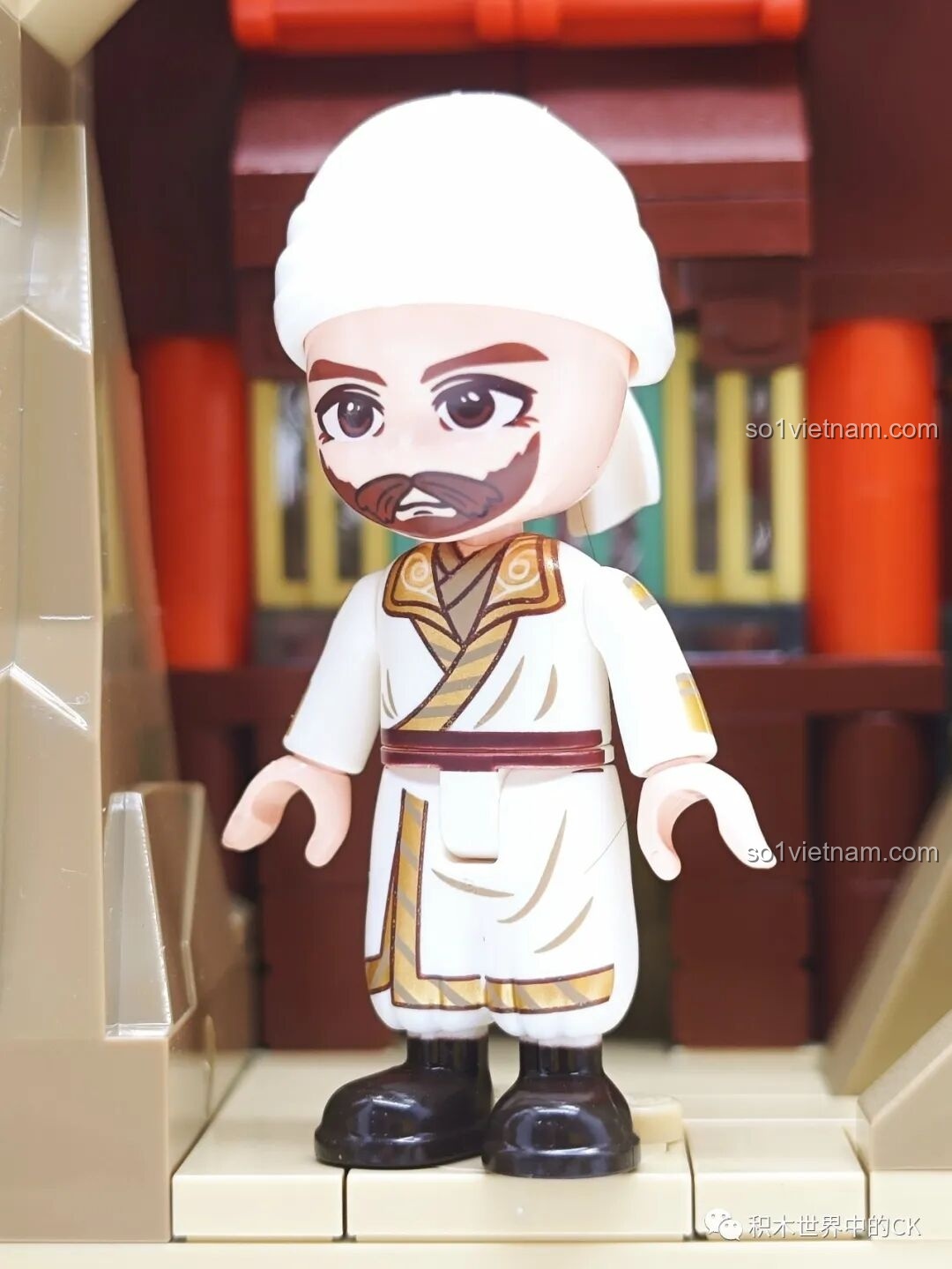 Mô hình Keeppley K19906 Màn Hình Tranh Đôn Hoàng ở trạng thái gập lại, nhìn từ phía sau, các chi tiết ẩn hiện.