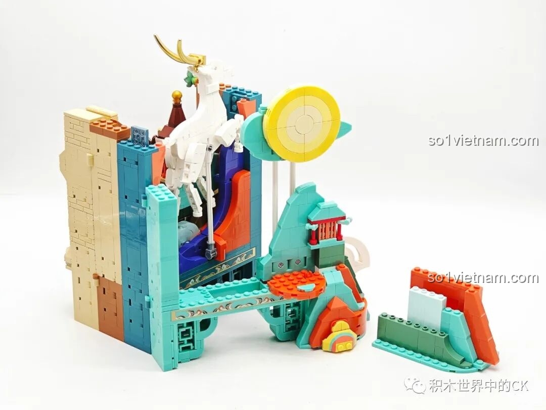 Giai đoạn lắp ráp Keeppley K19906 Màn Hình Tranh Đôn Hoàng, các khung cảnh bắt đầu được định hình rõ nét.