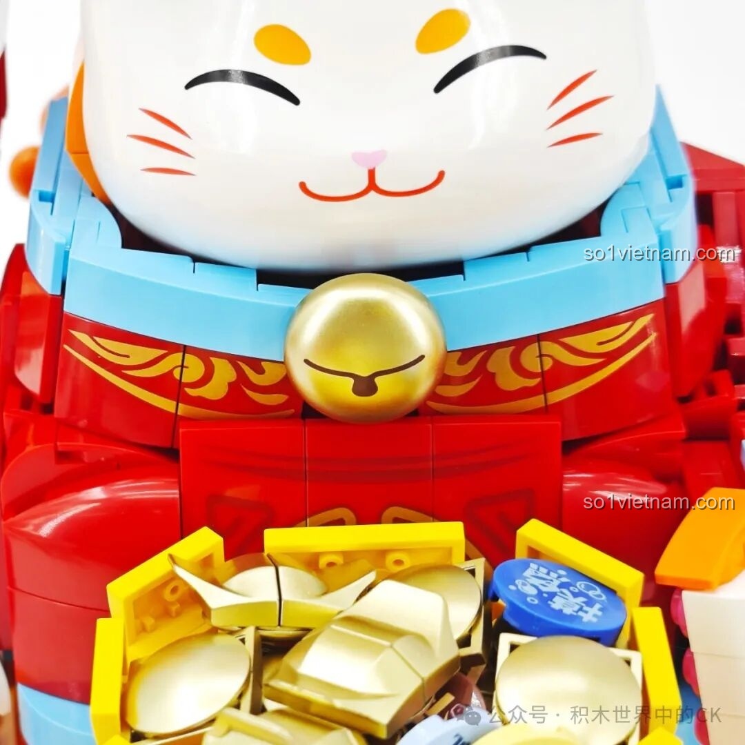 Chi tiết các phụ kiện vàng và đồng xu của bộ Mèo Chiêu Tài Keeppley K19913.