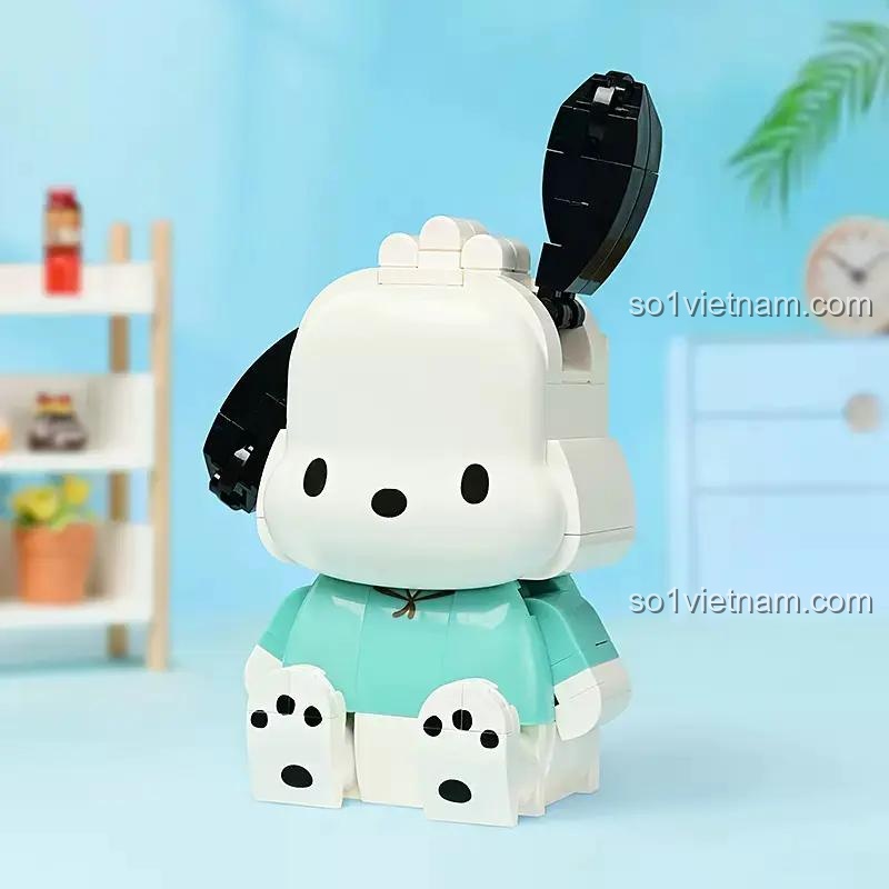 Mô hình Pochacco Sanrio K20819 sau khi lắp ráp, dùng để trang trí bàn học, góc làm việc. Đồ chơi mô hình giá rẻ.
