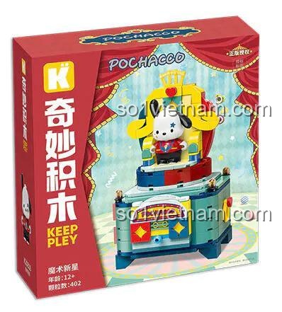 Vỏ hộp bộ xếp hình Gánh xiếc của Pochacco K20828, thiết kế đẹp mắt, sản phẩm chính hãng Sanrio.