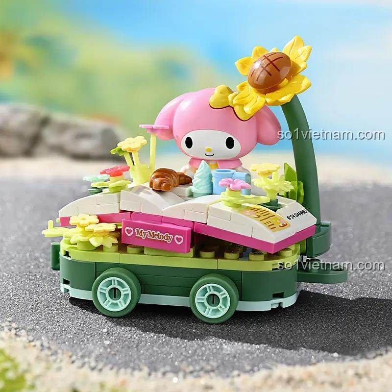 Hộp bộ lắp ghép Keeppley K20831 My Melody, đồ chơi lắp ghép My Melody dã ngoại, giá rẻ cho bé gái 12 tuổi.