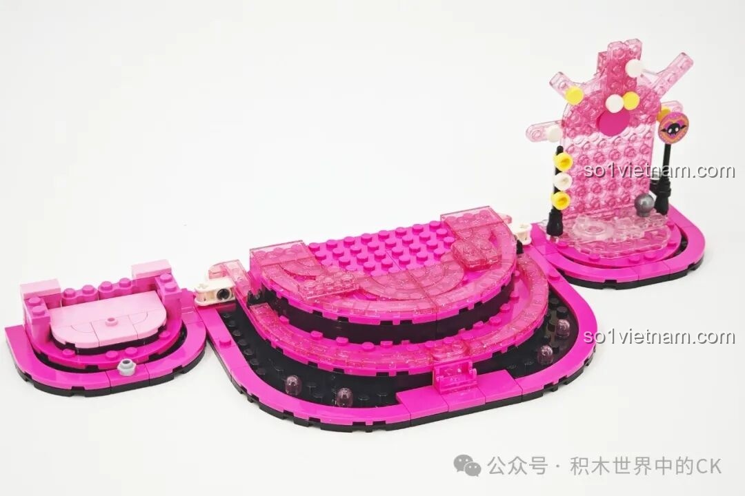 Quá trình lắp ráp các tầng sân khấu bộ K20850 Keeppley Sanrio Broadway