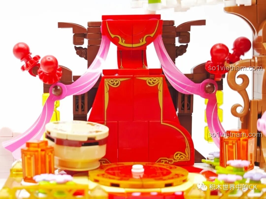 Cận cảnh mặt sau của nhân vật Luna trong bộ Keeppley K21105 