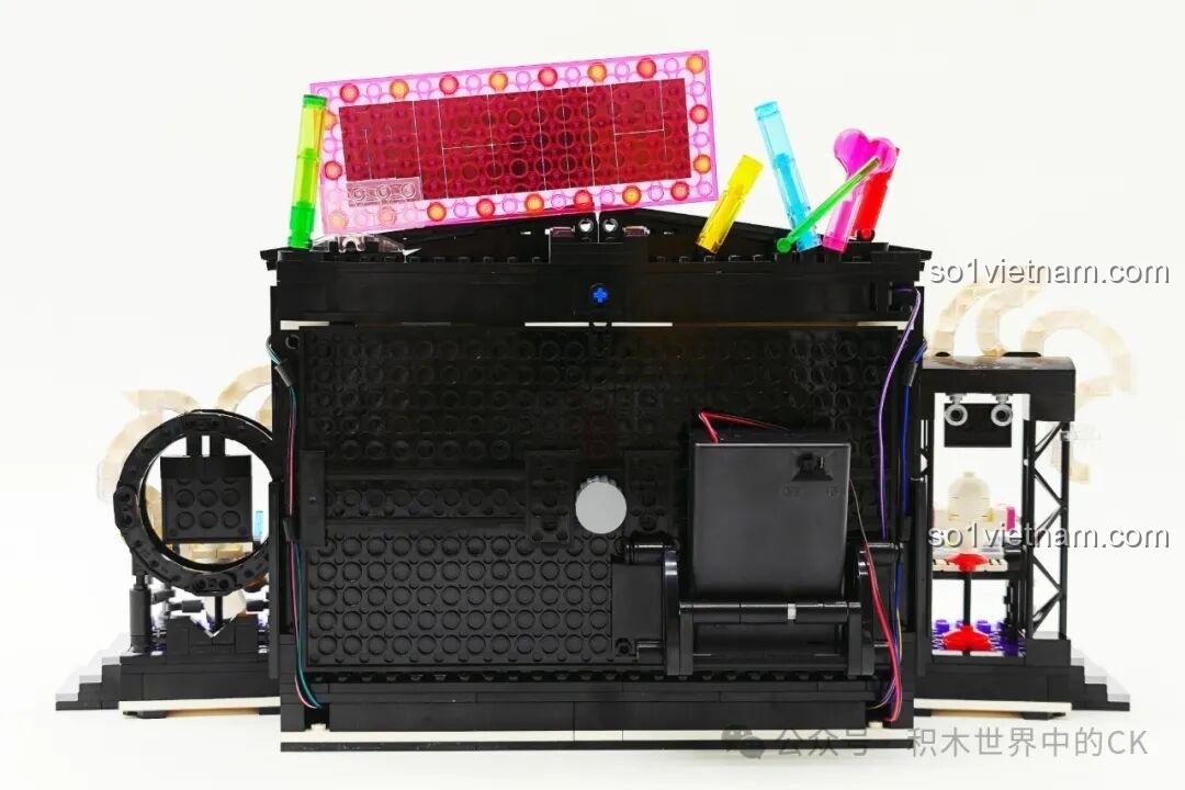 Hoàn thiện phần trang trí và ánh sáng cho sân khấu Keeppley K21301 Sân khấu 