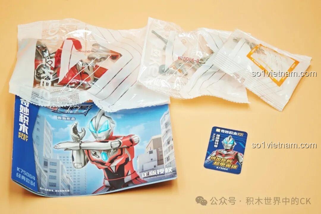 Phụ kiện đi kèm mô hình Ultraman Z Nguyên Thủy Keeppley K75064