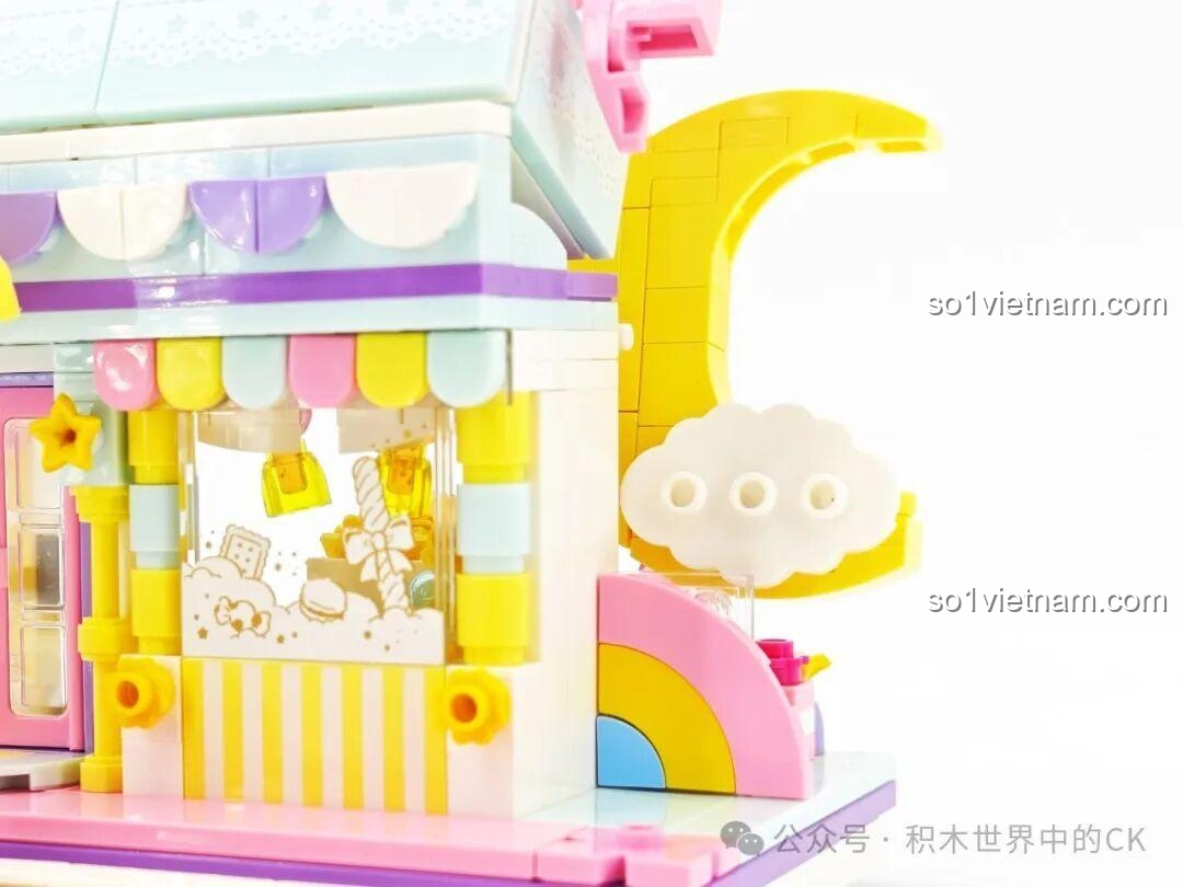 Chi tiết trang trí trên mô hình hoàn thiện Keeppley K20851 Little Twin Stars Ngôi nhà Quà tặng