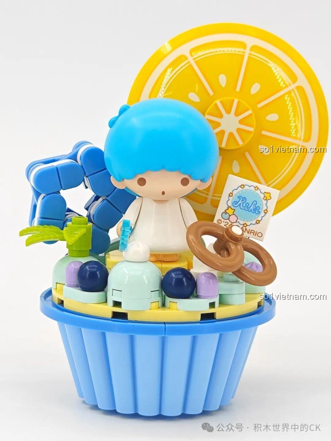 Chi tiết quầy bán hàng trên mô hình hoàn thiện Keeppley K20851 Little Twin Stars Ngôi nhà Quà tặng