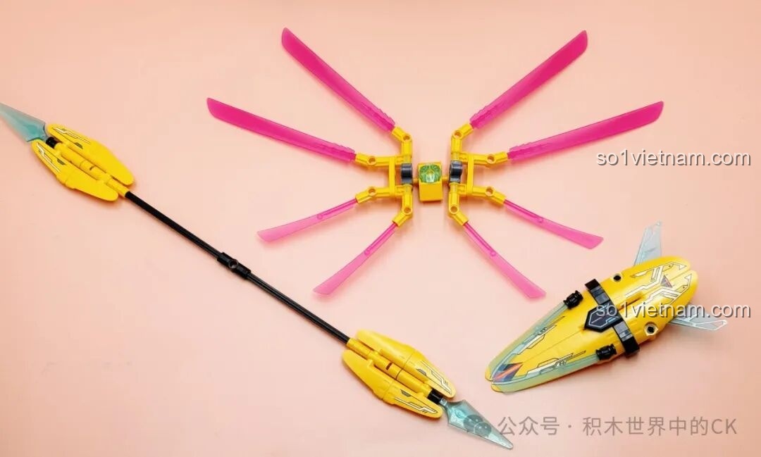 Chi tiết phần chân của Keeppley Lôi Điểu Cơ Thần