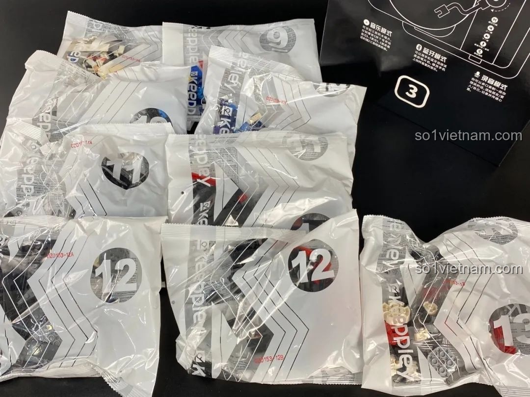 Các túi mảnh ghép được đánh số từ 9 đến 13