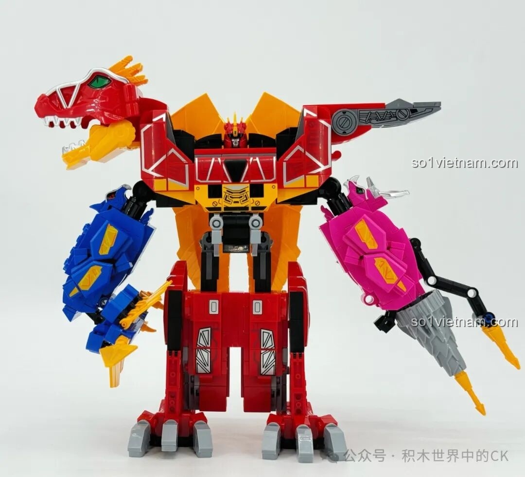 Keeppley Tấn Trảo Long 82005 được tách rời, chuẩn bị hợp thể thành cánh tay robot.