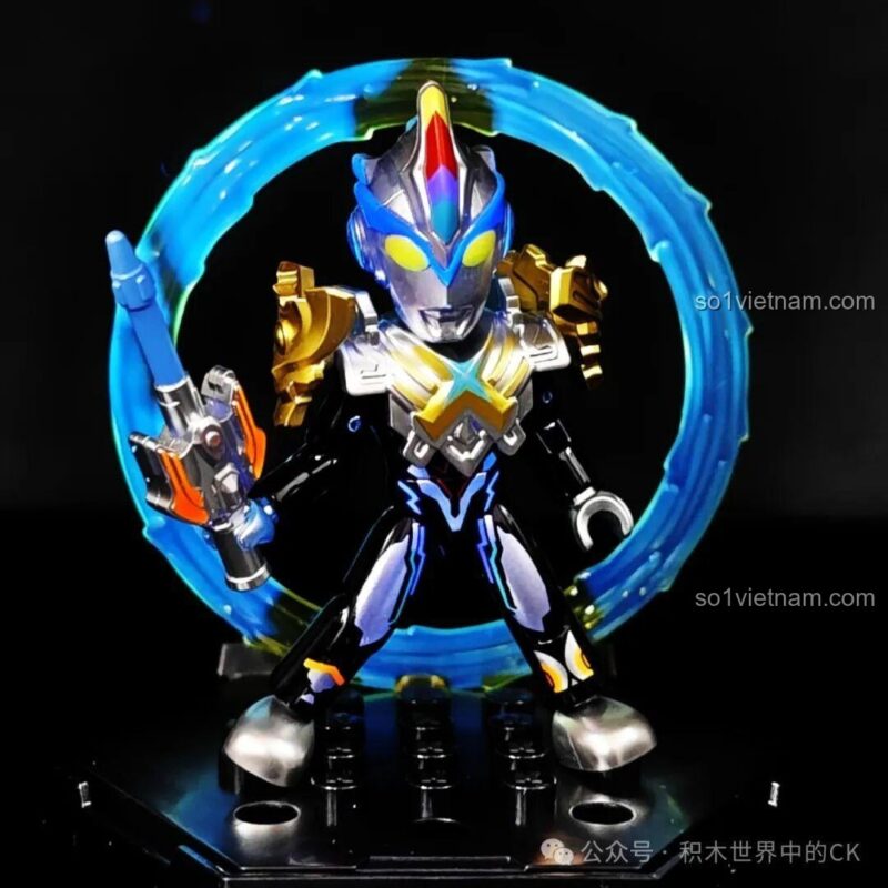 Nhân vật Ultraman với nền vàng thứ chín trong bộ Keeppley 75110