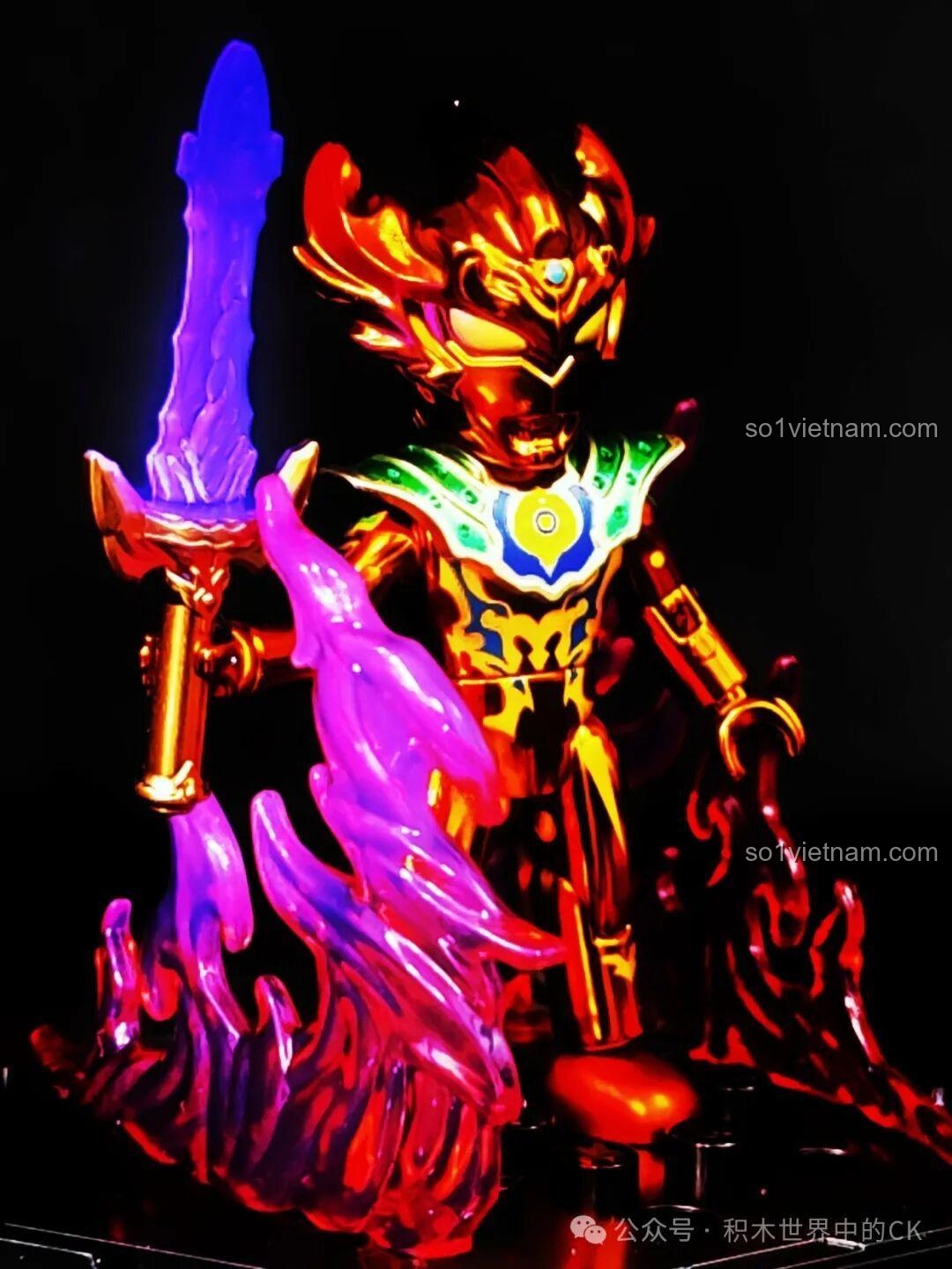 Mô hình Ultraman Tiga Rainbow Triple Stream Form đã lắp ráp từ bộ Keeppley Ultraman 75110