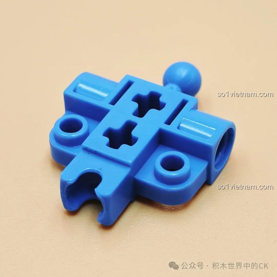 Cận cảnh các khớp nối của bộ đồ chơi lắp ráp Keeppley Ultraman Decker