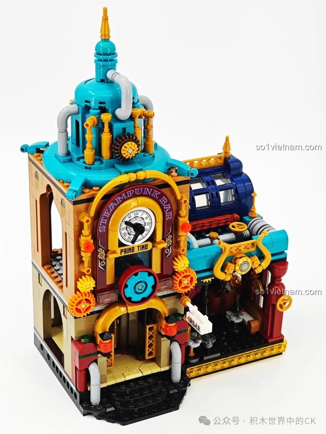 Kết nối tháp đồng hồ và phần cánh phải của mô hình ZHEGAO 958013, tạo thành một khối kiến trúc thống nhất.