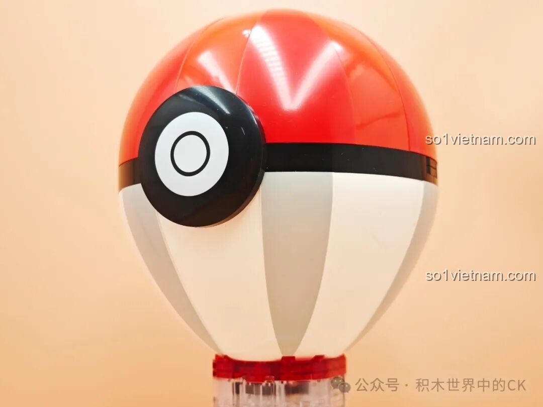 Chi tiết quả Poké Ball trên bộ Khinh Khí Cầu K20234 Keeppley