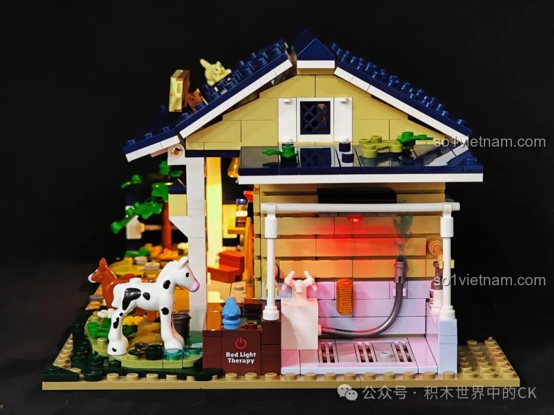 Góc nhìn bên hông mô hình FunWhole F9080, nơi có khu vực tắm và trị liệu ánh sáng đỏ cho ngựa.