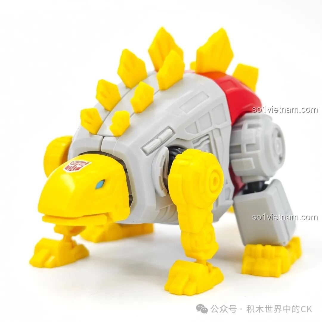 Mô hình khủng long Snarl từ bộ lắp ghép BLOKEES 71104 Transformers Galaxy Version 4th Wave, với hình dạng Stegosaurus.