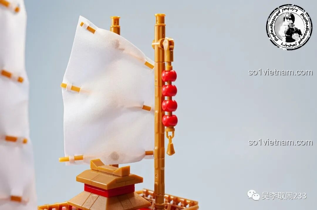 Hình ảnh tham khảo kiến trúc cung điện trên thuyền báu cổ, giúp so sánh với độ chính xác của mô hình Thuyền Rồng Tụ Phúc FC6007 Forange.