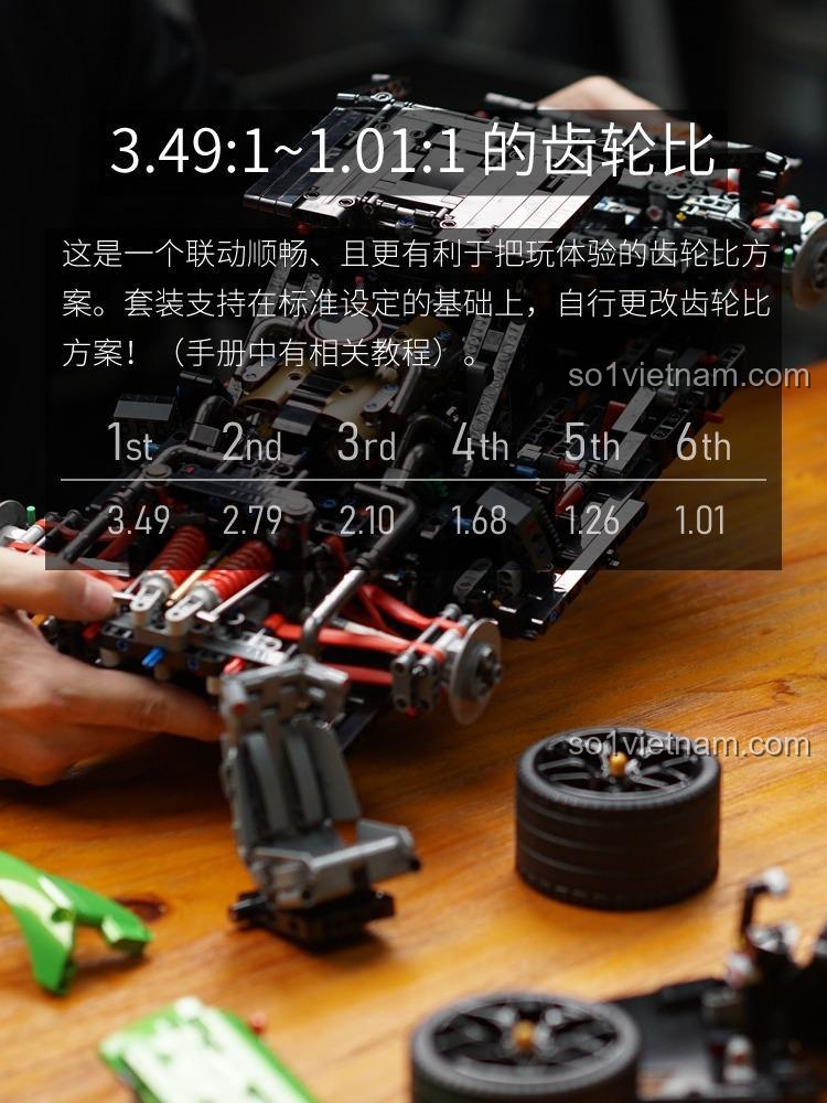 Mô hình siêu xe Lamborghini màu xanh lá và đen, tỉ lệ 1:8, 4100 chi tiết, kiểu Technic, có cửa cắt kéo, động cơ V12, hộp số 6 cấp, điều khiển từ xa, phù hợp cho bé trai 14 tuổi trở lên.