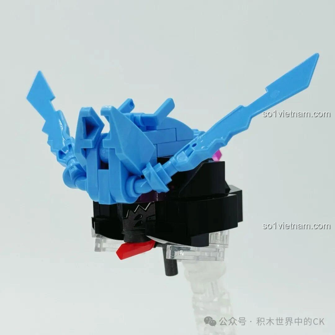 Chi tiết lắp ráp phần đầu của Robot Vidar JIESTAR 58145, với các mảnh giáp và phần mắt màu tím nổi bật.