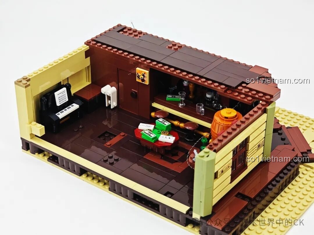 Cận cảnh lắp ráp đèn chùm hình ngọn lửa của Saloon Miền Tây F9021, một chi tiết đèn LED độc đáo.