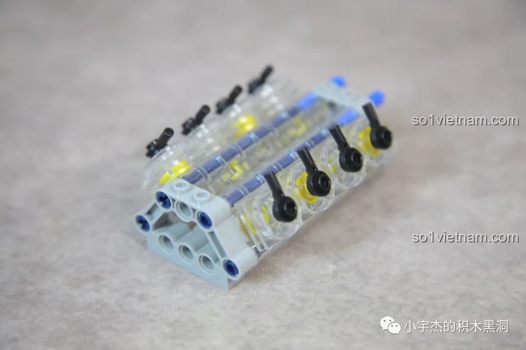 Chi tiết phần đuôi xe của Porsche 963 GULY