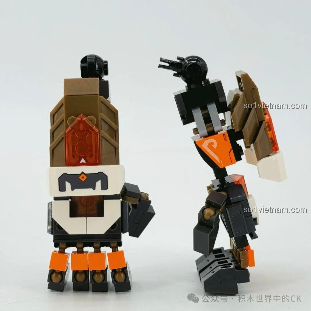 Lắp ráp phần tay của robot Ma Lễ Hải, với các mảng giáp lớn và bàn tay có khớp cử động.