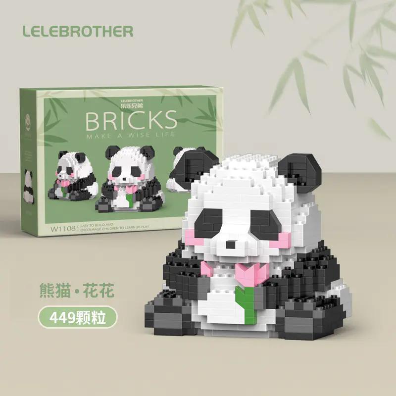 Bộ lắp ghép Panda Hoa Hoa LELE BROTHER W1108 giá tốt, đồ chơi lắp ráp gấu trúc ôm hoa 449 mảnh cho bé gái 6 tuổi, phát triển tư duy sáng tạo.