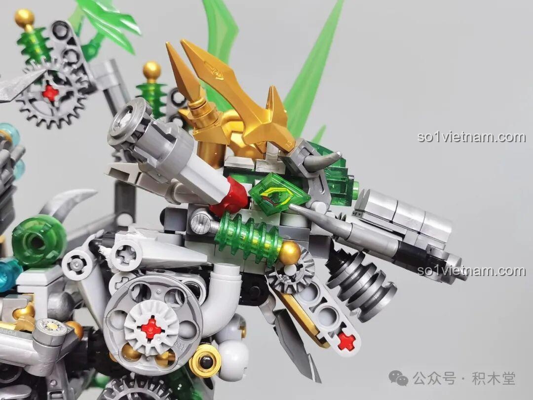 Mô hình Robot Thanh Long Quan Vũ Bán Cơ Khí Giáp 乐毅积木 62036 cầm thanh thanh kiếm vàng