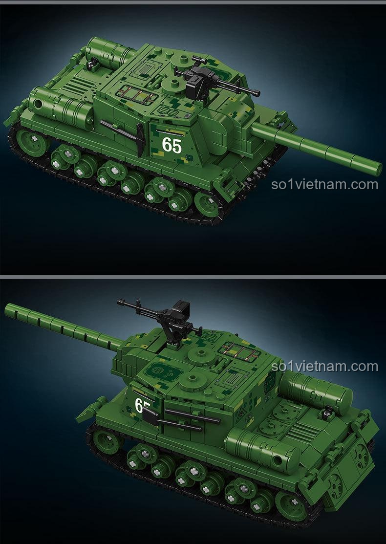 Bộ lắp ghép Xe tăng ISU-152 66076 nhìn từ góc chéo phía trước và sau, khoe trọn thiết kế mạnh mẽ và các chi tiết trên thân xe.