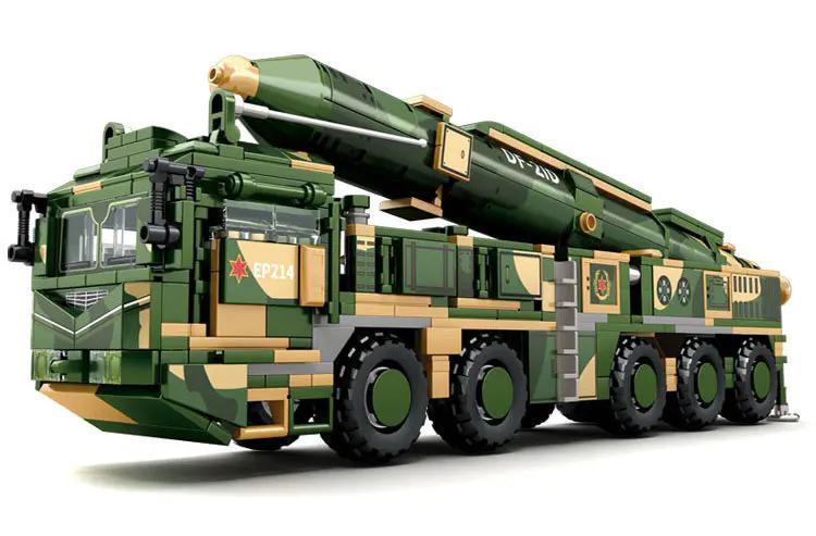 hộp bộ lắp ghép LeYi Bricks 82001, Xe Tải Tên Lửa Đạn Đạo DF-21D, 1208 chi tiết, đồ chơi lắp ráp giá rẻ