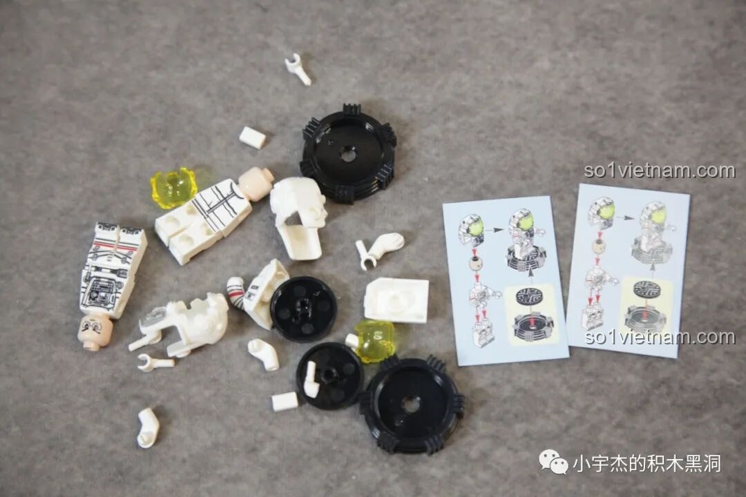 Các mảnh ghép minifigure và phụ kiện của bộ SEMBO 107106, chuẩn bị lắp ráp nhân vật.
