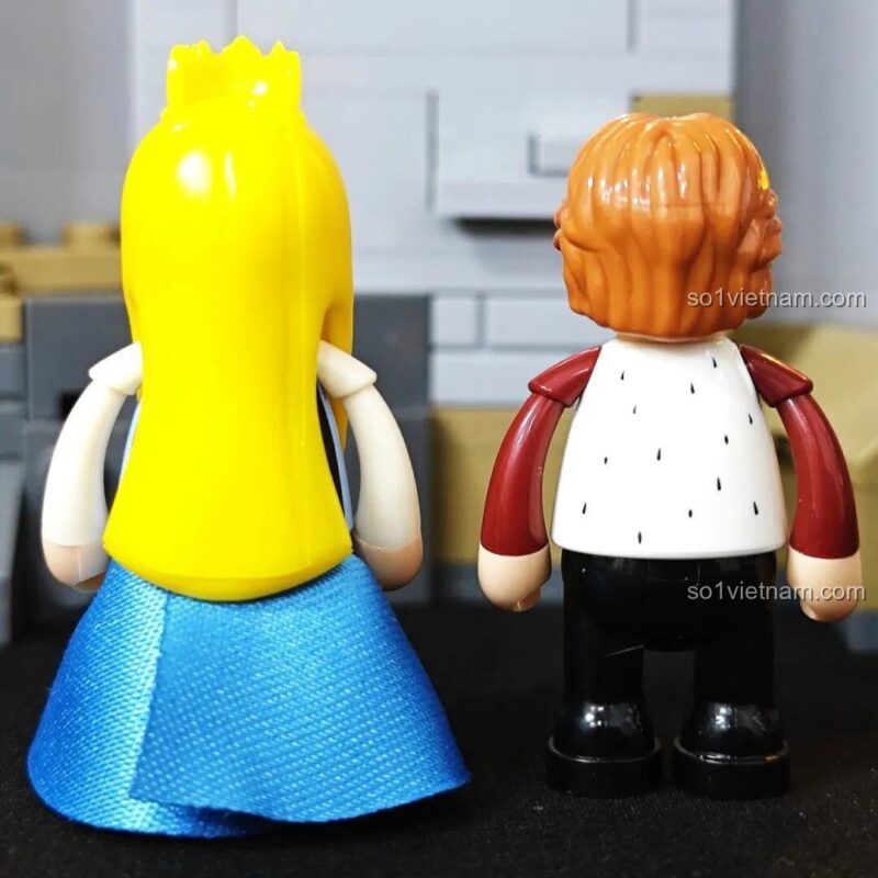 Quá trình lắp ráp tường bộ đồ chơi Lumibricks L9071 Sảnh Tiệc Hoàng Gia, sử dụng kỹ thuật SNOT để gia cố, phù hợp thanh niên 16 tuổi, giá hời.