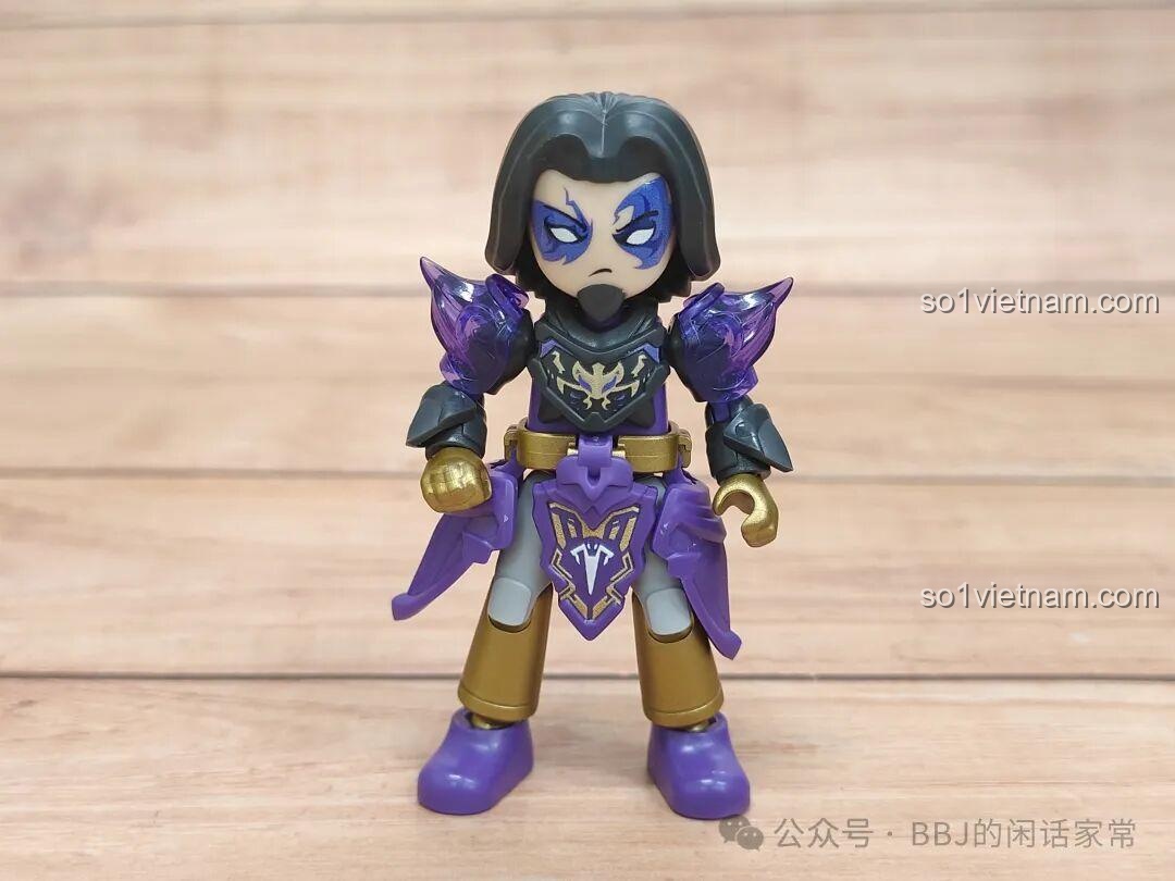 Mô hình Ma Đồng Vô Úy 85023 nhìn từ bên cạnh