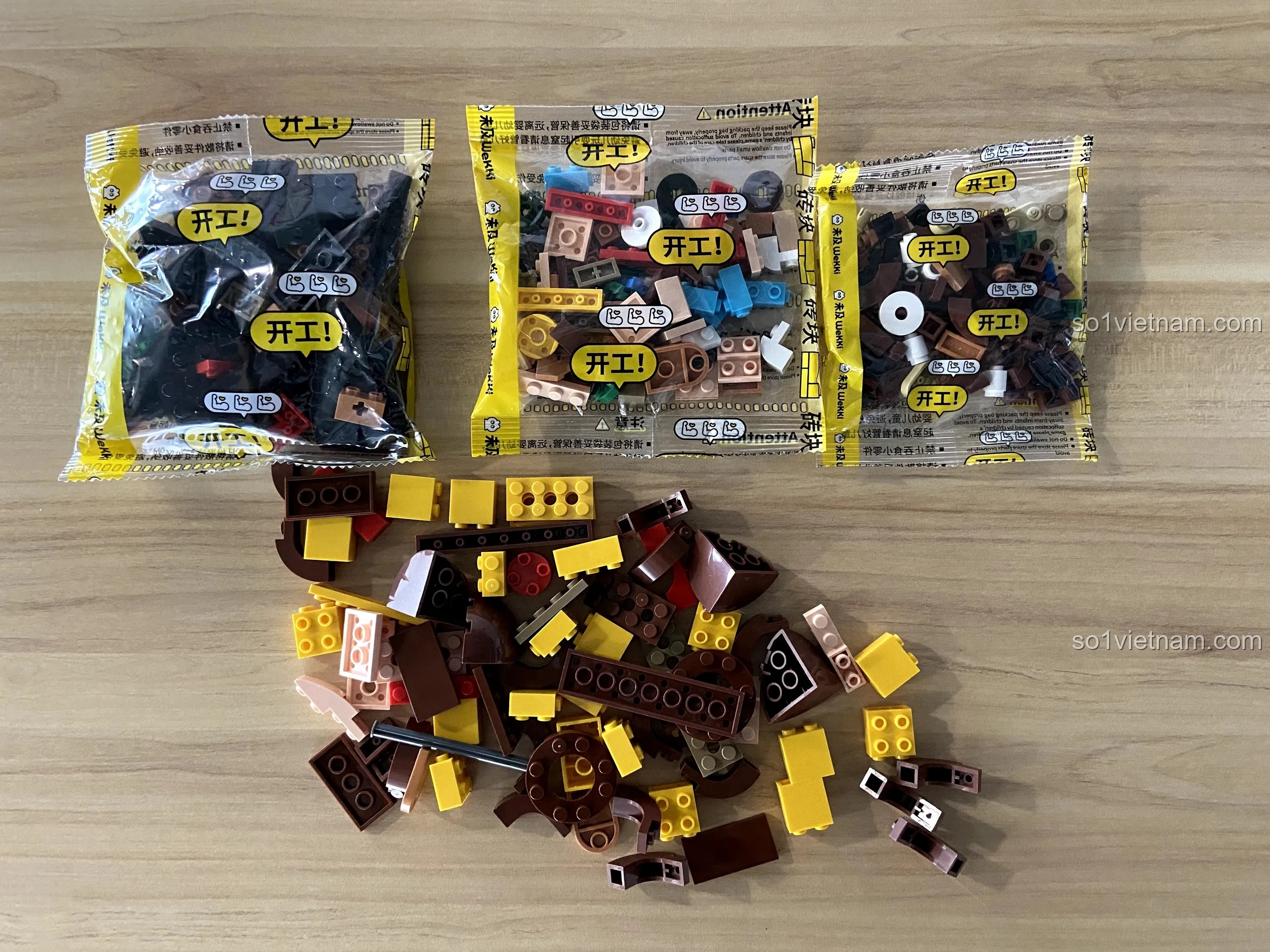 Mặt sau của mô hình Pinocchio Wekki 506186, cho thấy 