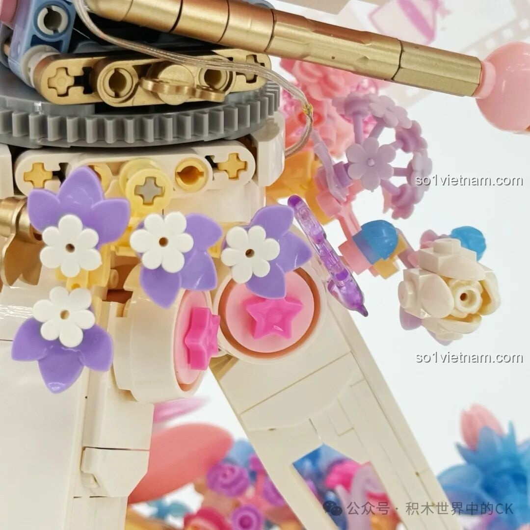 Chi tiết những bông hoa trên máy quay phim Sembo 611106