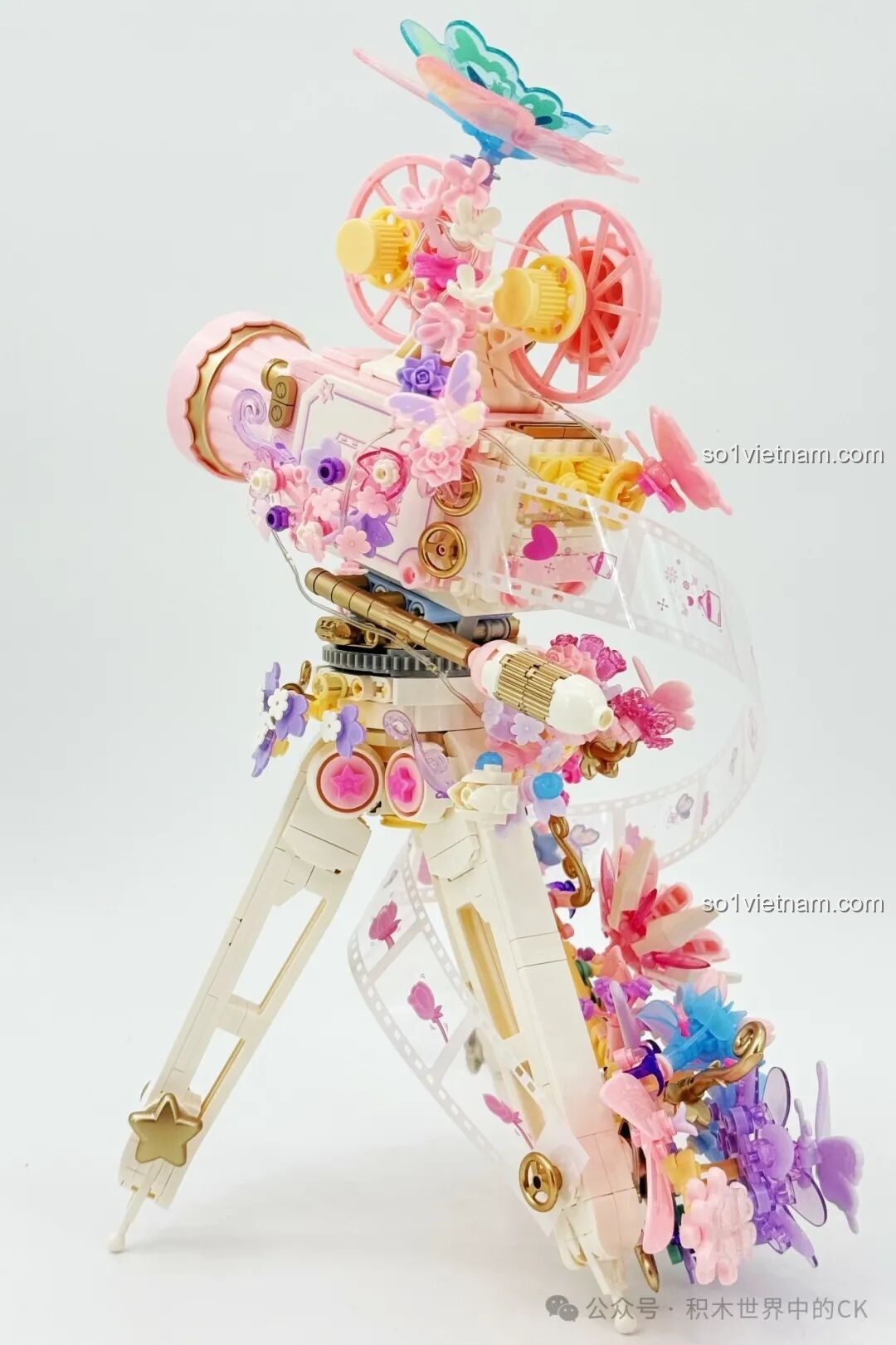 Lắp ráp các chi tiết phụ kiện cho máy quay phim Sembo 611106