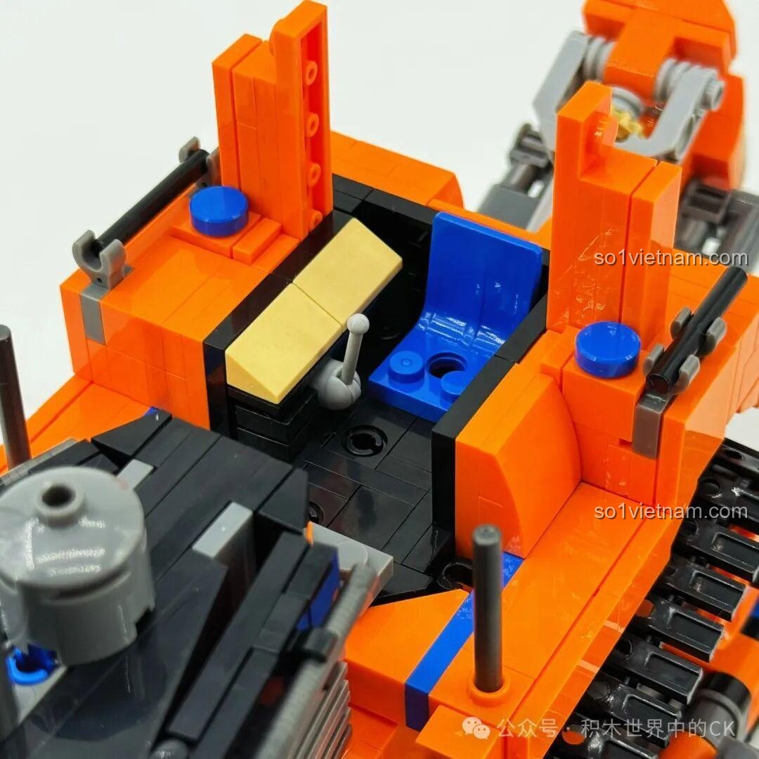 Chi tiết logo và chữ 'BULLDOZER' trên Máy Xúc Đất Nông Nghiệp JIESTAR 59231