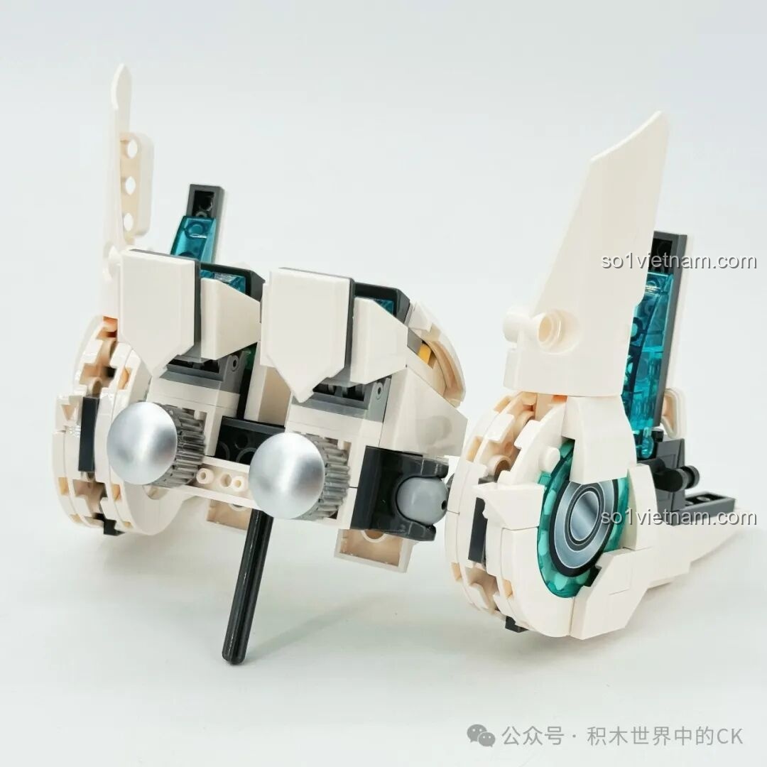 Cận cảnh chi tiết phần ngực của Mech Hạ Hầu Đôn Vô Cực Cuồng Phong TOP TOY TC2407.