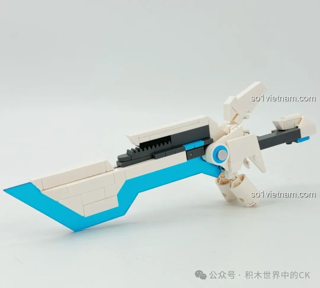 Cận cảnh chi tiết phần vai của Mech Hạ Hầu Đôn Vô Cực Cuồng Phong TOP TOY TC2407.