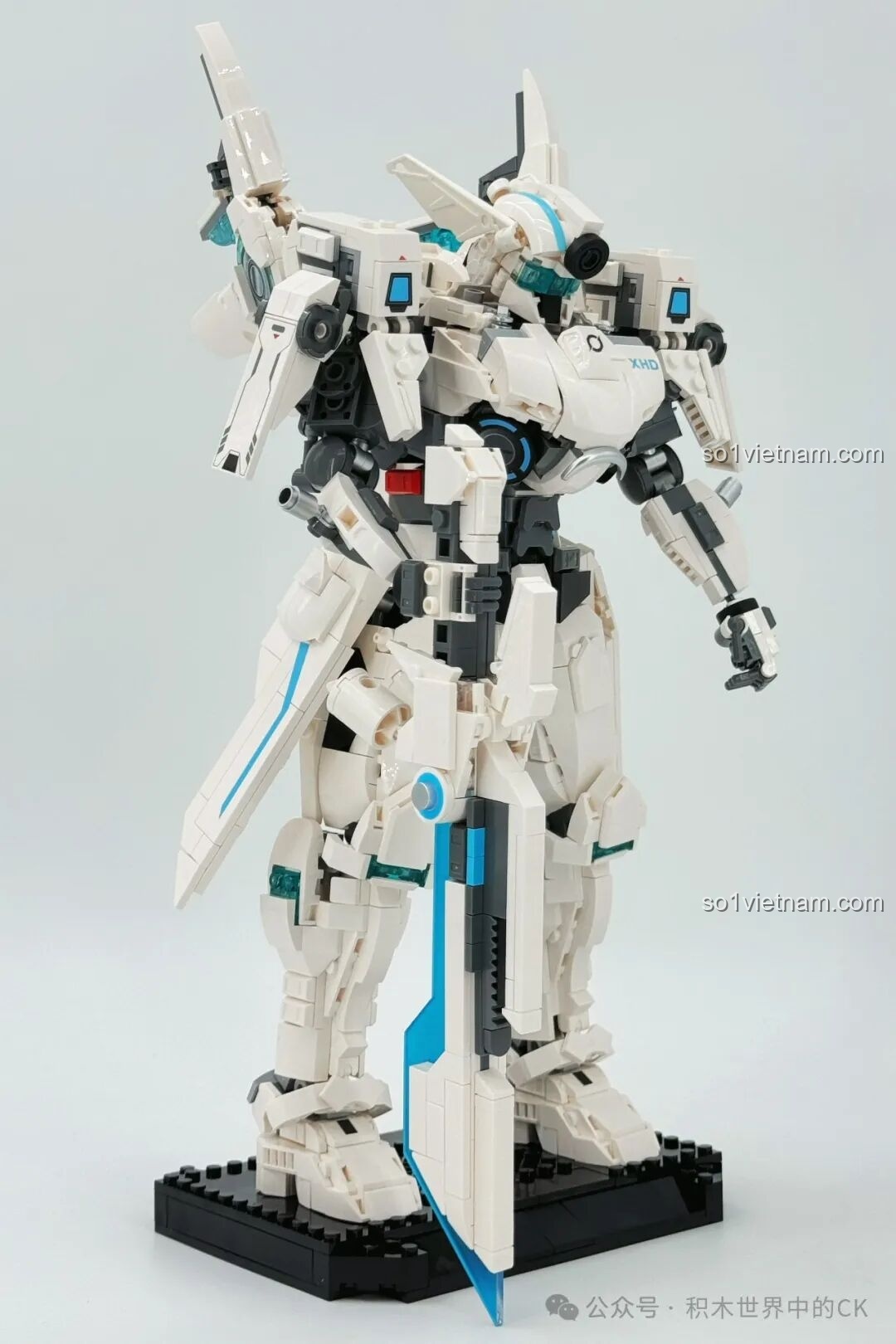 Phần chân của Mech Hạ Hầu Đôn Vô Cực Cuồng Phong TOP TOY TC2407.