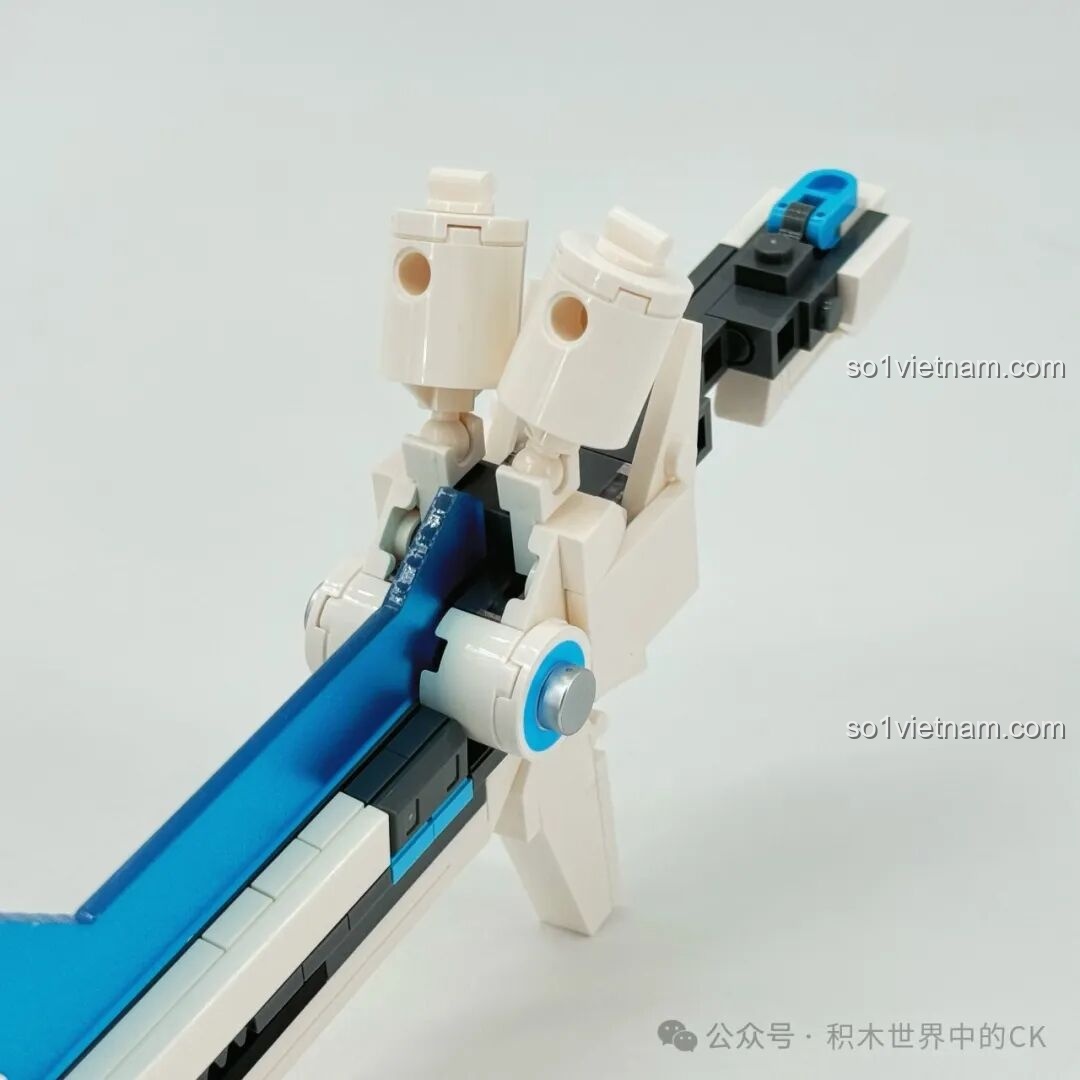 Phần cánh tay của Mech Hạ Hầu Đôn Vô Cực Cuồng Phong TOP TOY TC2407.