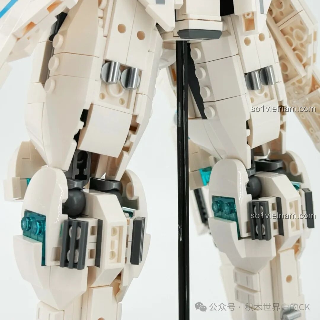 Phần thân trên của Mech Hạ Hầu Đôn Vô Cực Cuồng Phong TOP TOY TC2407.