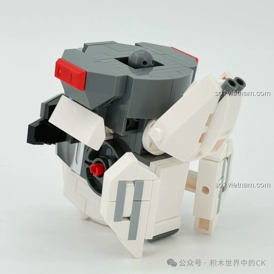 Cận cảnh chi tiết phần cánh Mech Hạ Hầu Đôn Vô Cực Cuồng Phong TOP TOY TC2407.