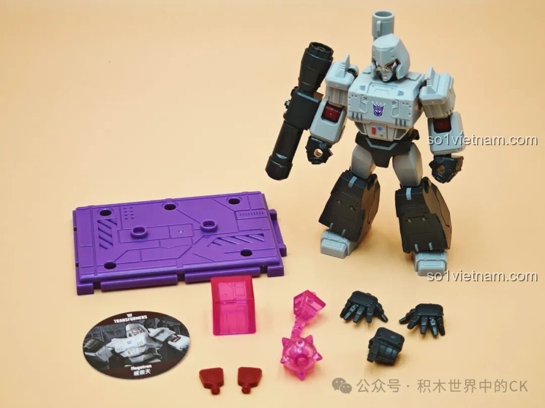 Megatron phiên bản Shining Version và phiên bản ẩn