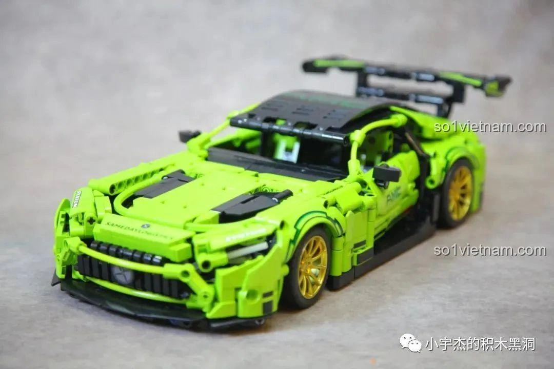 Mô hình đồ chơi lắp ráp Mei Ji 8621A Hongqi S9 màu xanh bạc, một sản phẩm khác của Mei Ji.