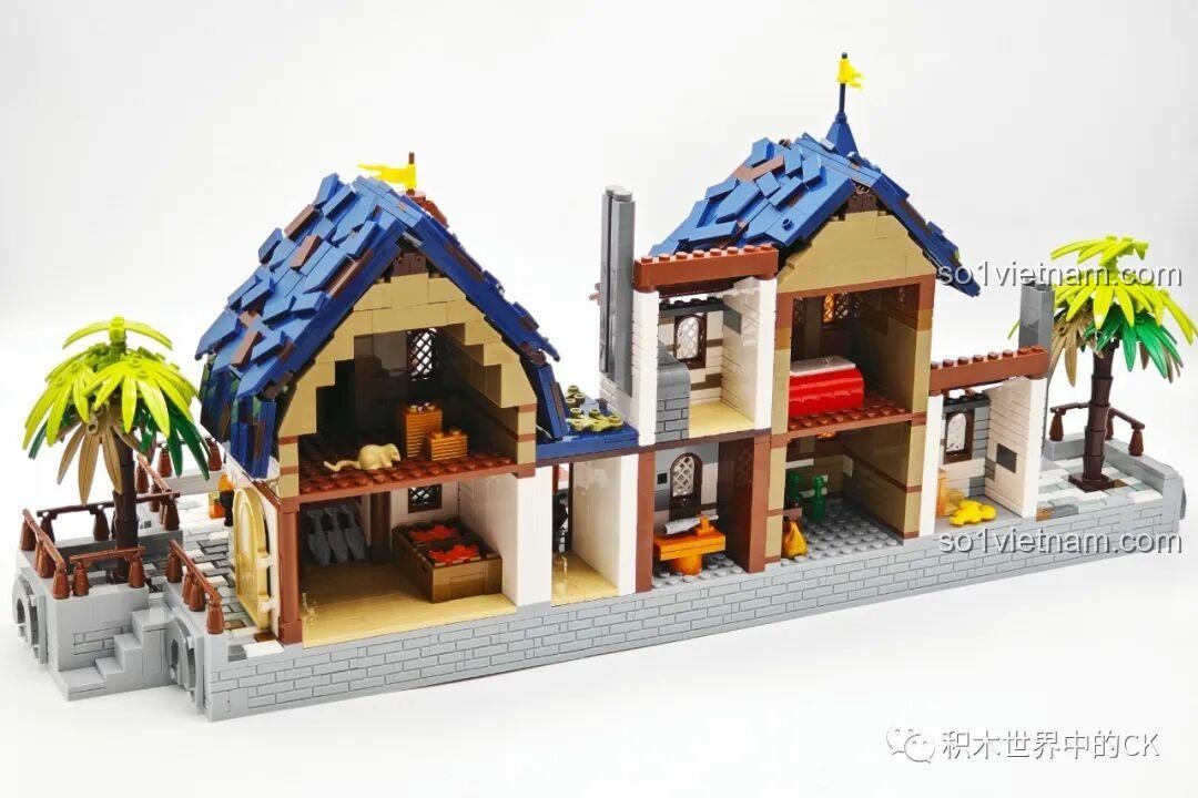 Mô hình cắt ngang ngôi nhà đầu tiên của JIESTAR 89152 Cảng Trung Cổ, lộ nội thất bên trong.