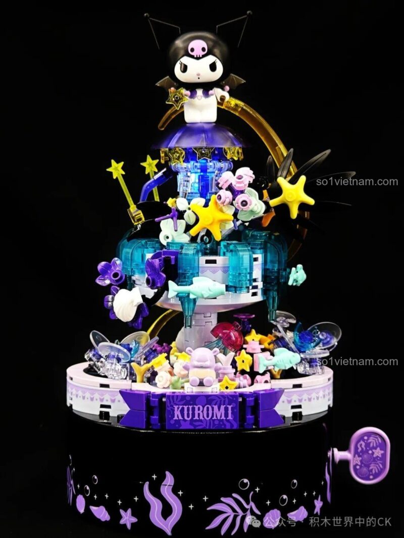 Hộp sản phẩm của TOP TOY TC2707 (Kuromi) và TC2708 (Cinnamoroll) nhìn từ mặt sau