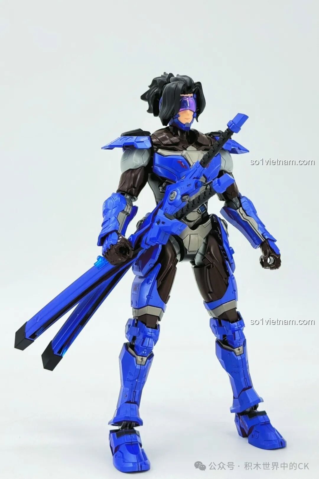 Mô hình Mecha Miyamoto Musashi - Kỷ Nguyên Tương Lai (Honor of Kings) 78033 Keeppley đã hoàn chỉnh, nhìn từ phía trước.